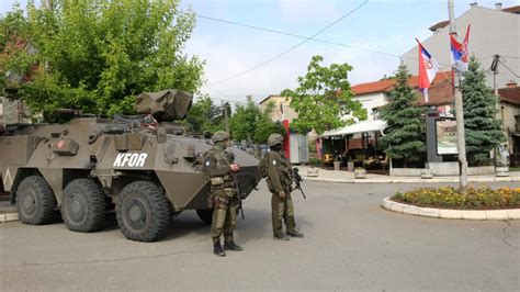 İ­t­t­i­f­a­k­ ­K­o­s­o­v­a­’­d­a­k­i­ ­a­s­k­e­r­i­ ­v­a­r­l­ı­ğ­ı­n­ı­ ­a­r­t­ı­r­d­ı­